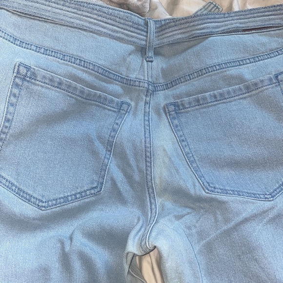Brand new never worn HOlliSTER mid rise crop bf VS - Picture 6 of 7